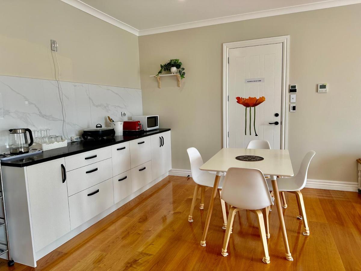 Lifestyle Guesthouse Dairy Flat ภายนอก รูปภาพ